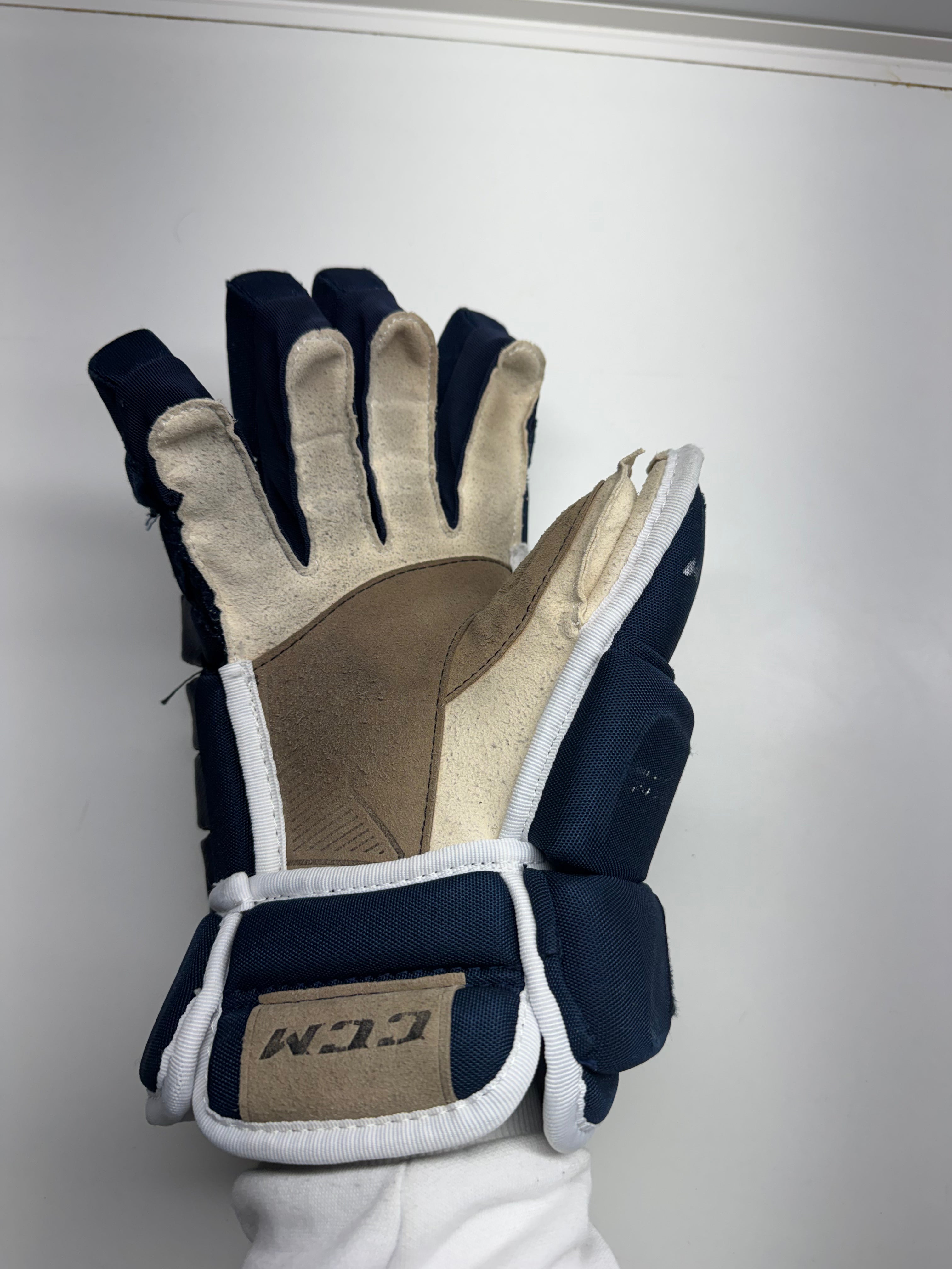CCM Tacks 4R PRO Gloves SR 14/36 CM
