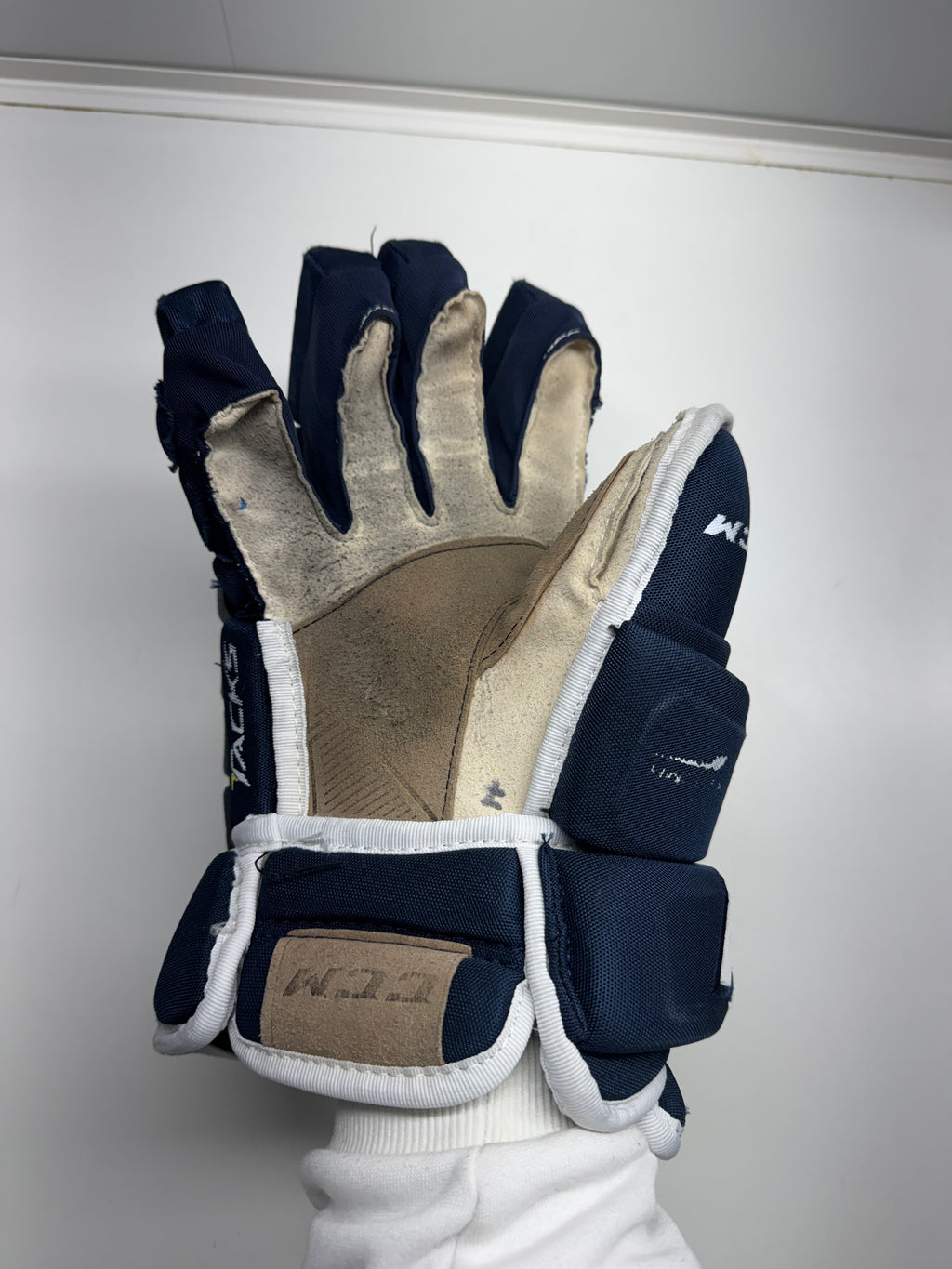 CCM Tacks 4R PRO Gloves SR 14/36 CM