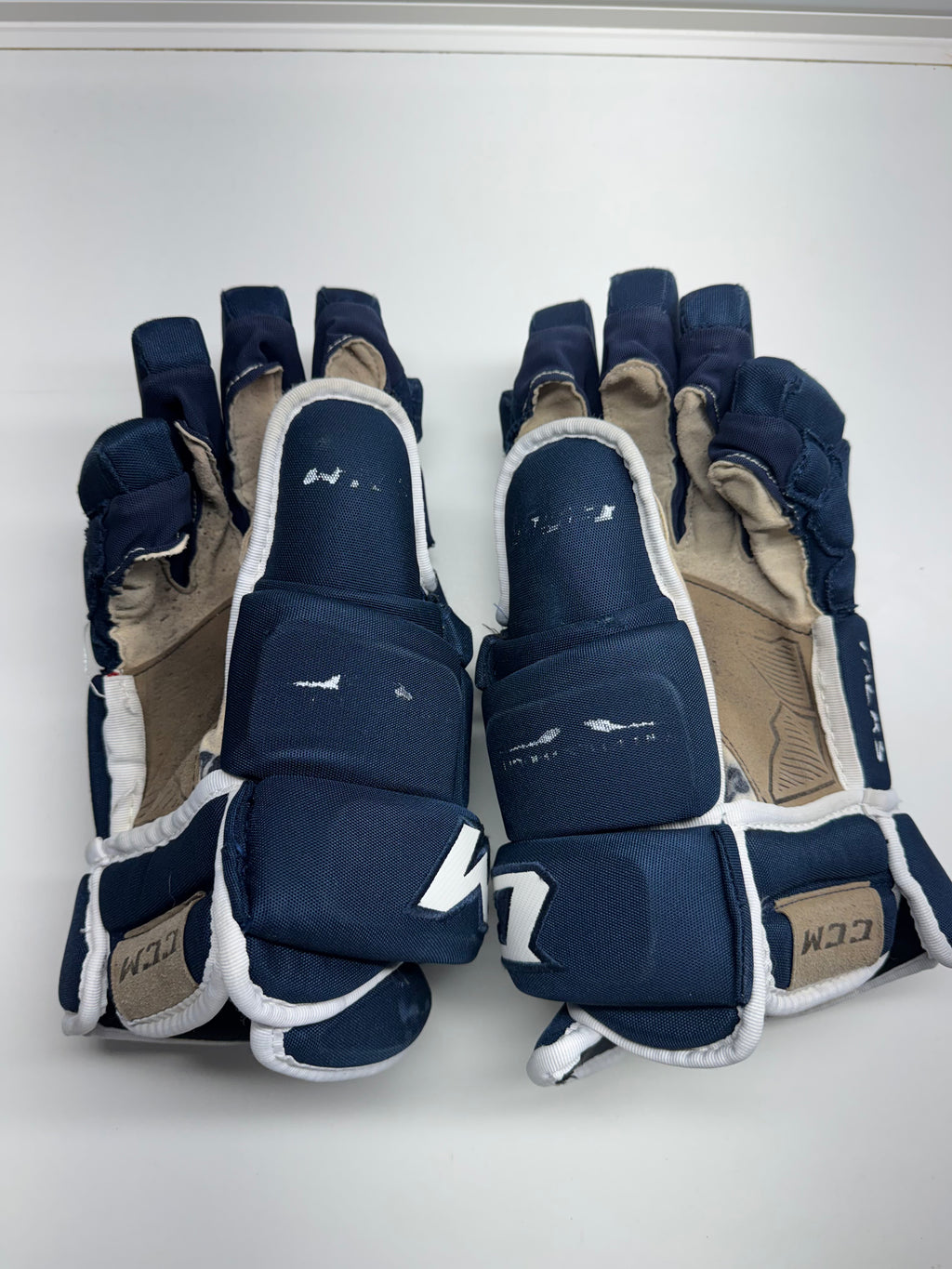 CCM Tacks 4R PRO Gloves SR 15/38 CM