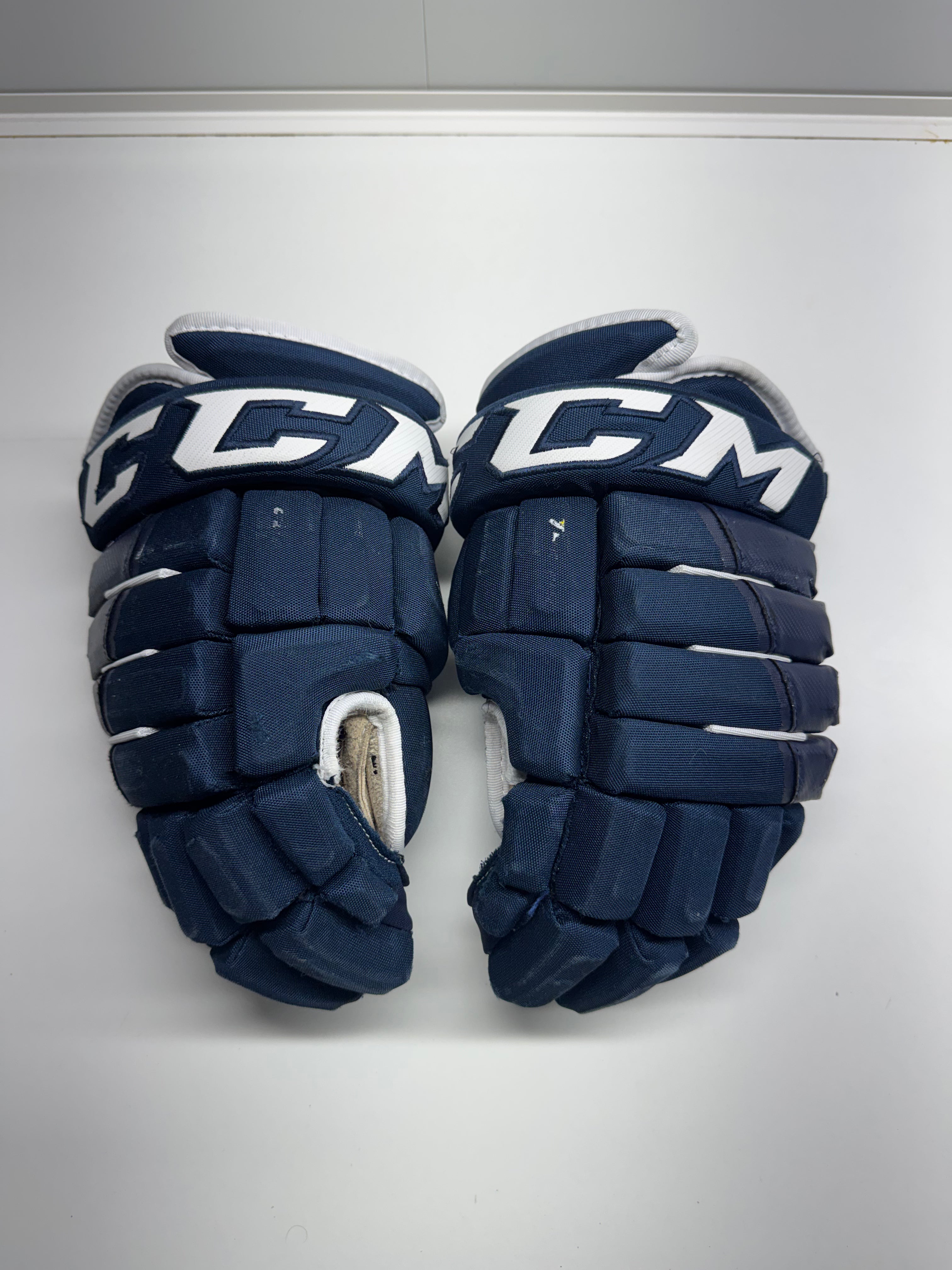 CCM Tacks 4R PRO Gloves SR 13/33 CM