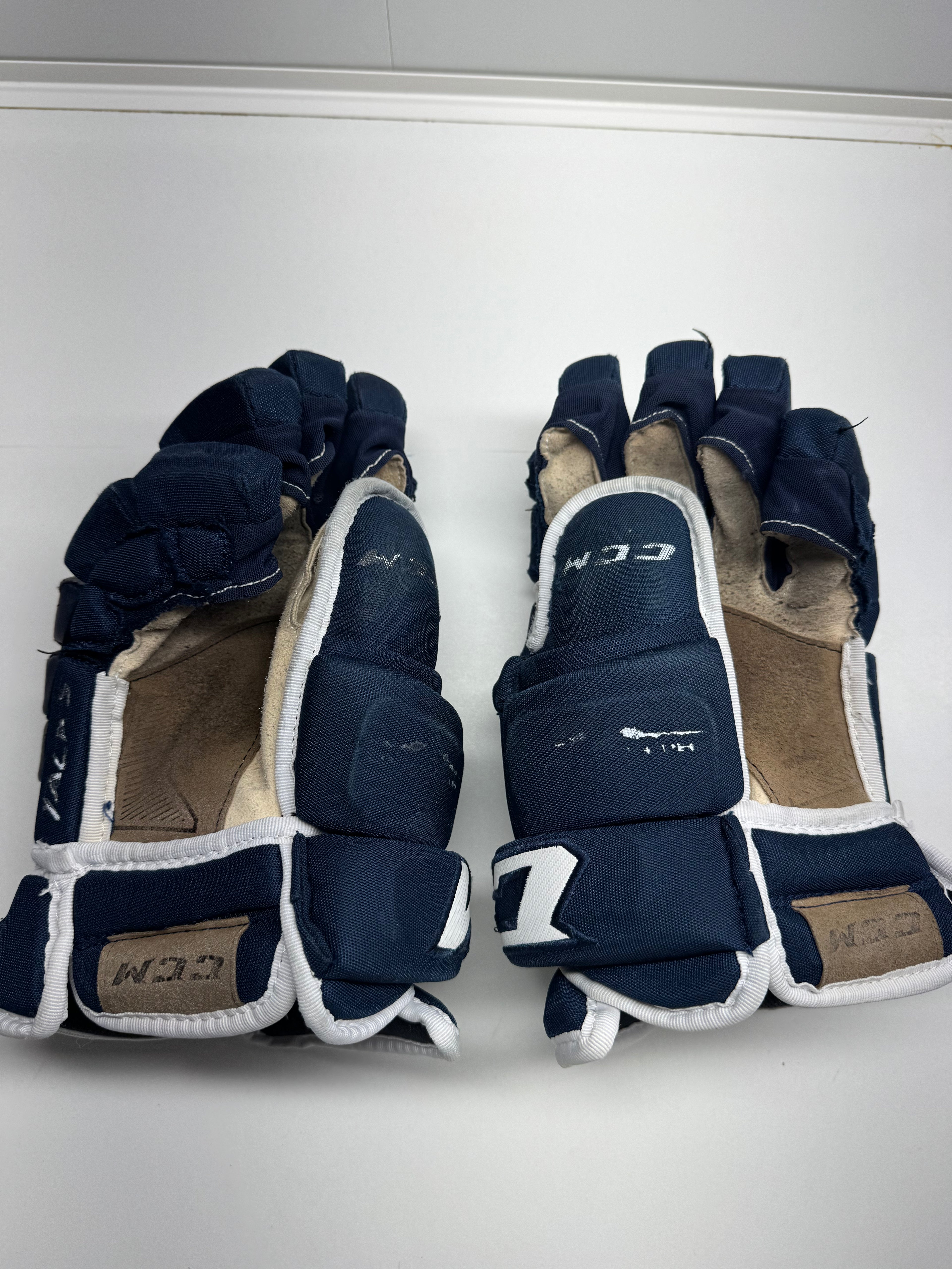 CCM Tacks 4R PRO Gloves SR 13/33 CM