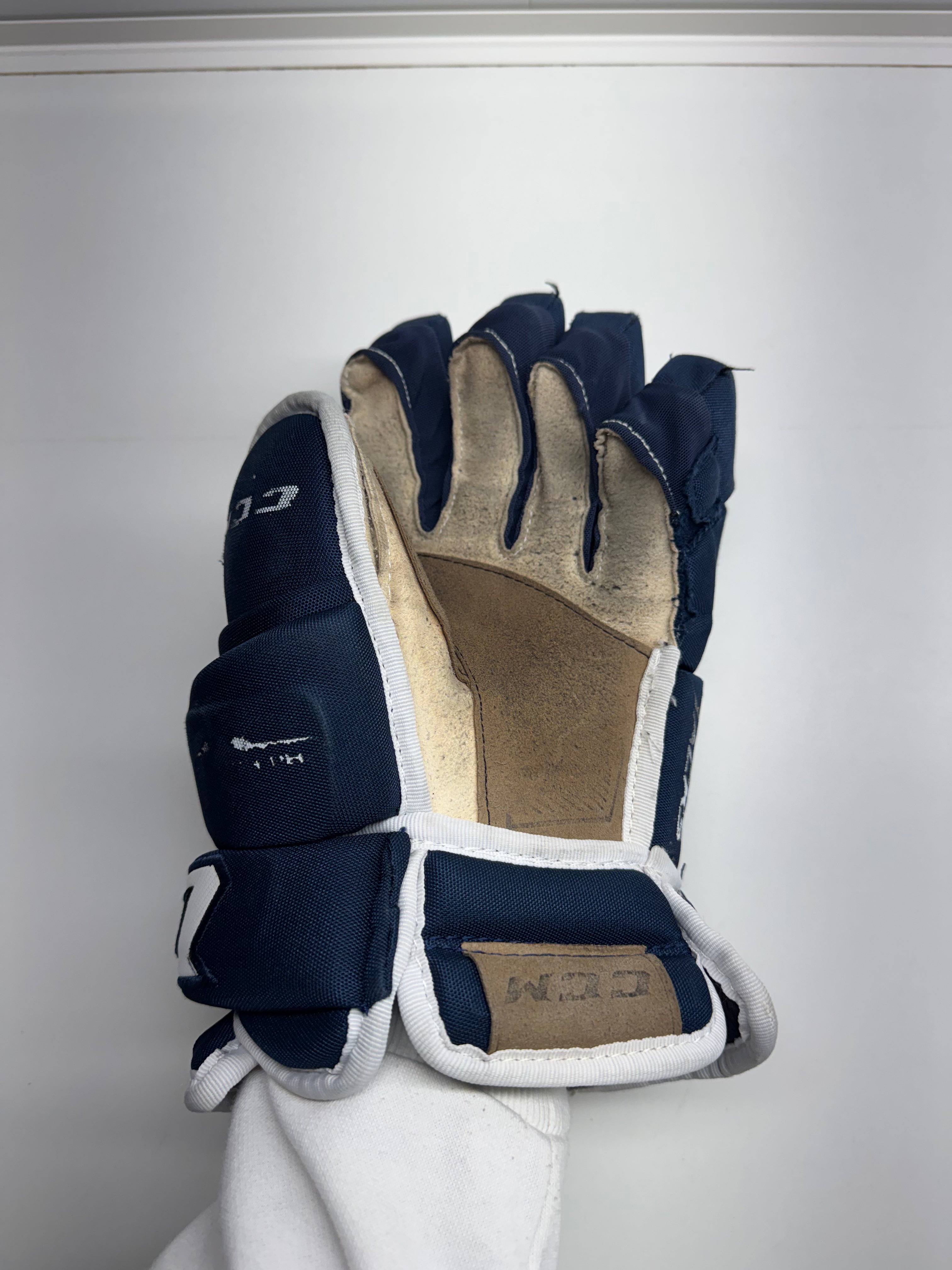 CCM Tacks 4R PRO Gloves SR 13/33 CM