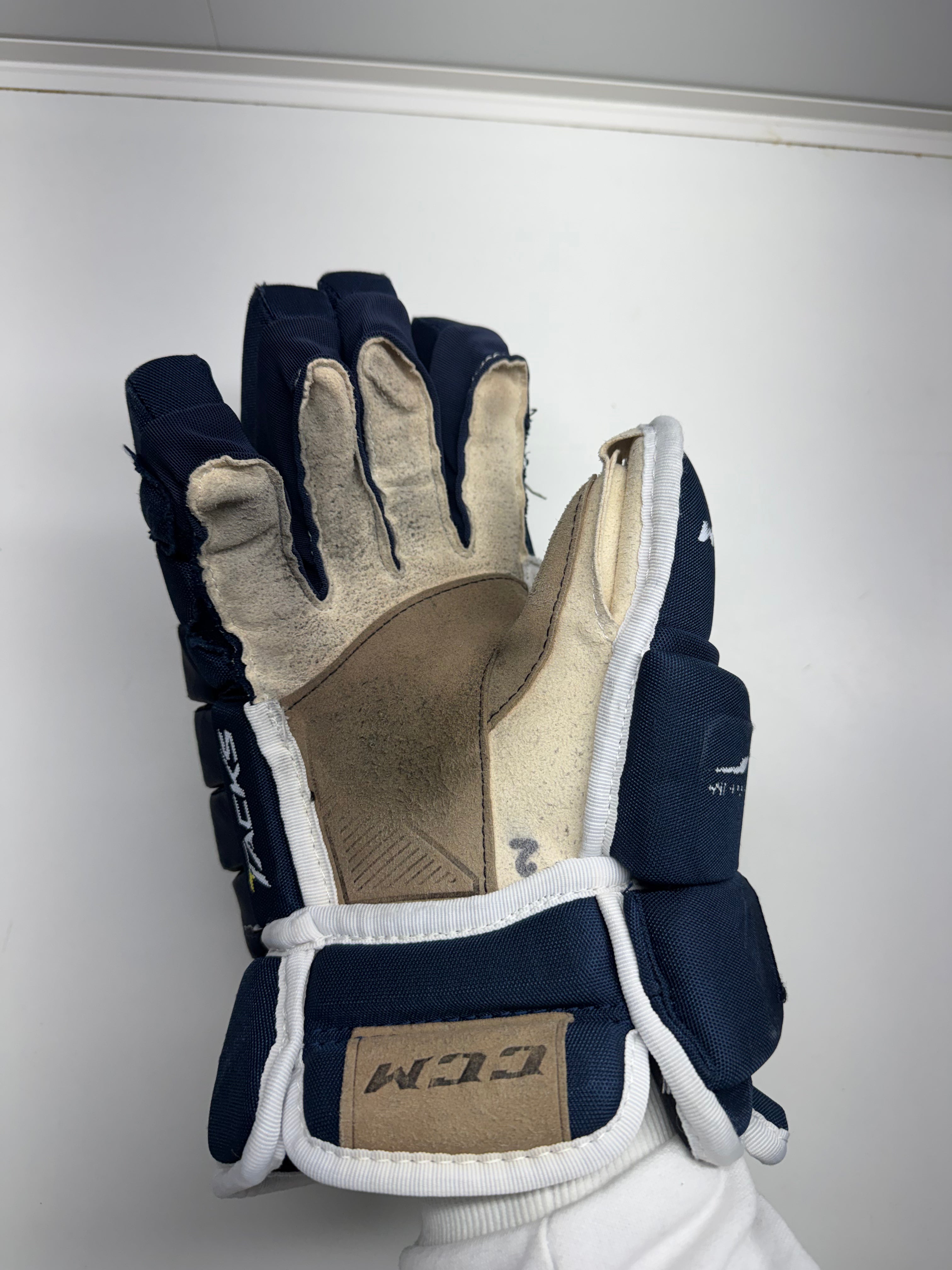 CCM Tacks 4R PRO Gloves SR 14/36 CM