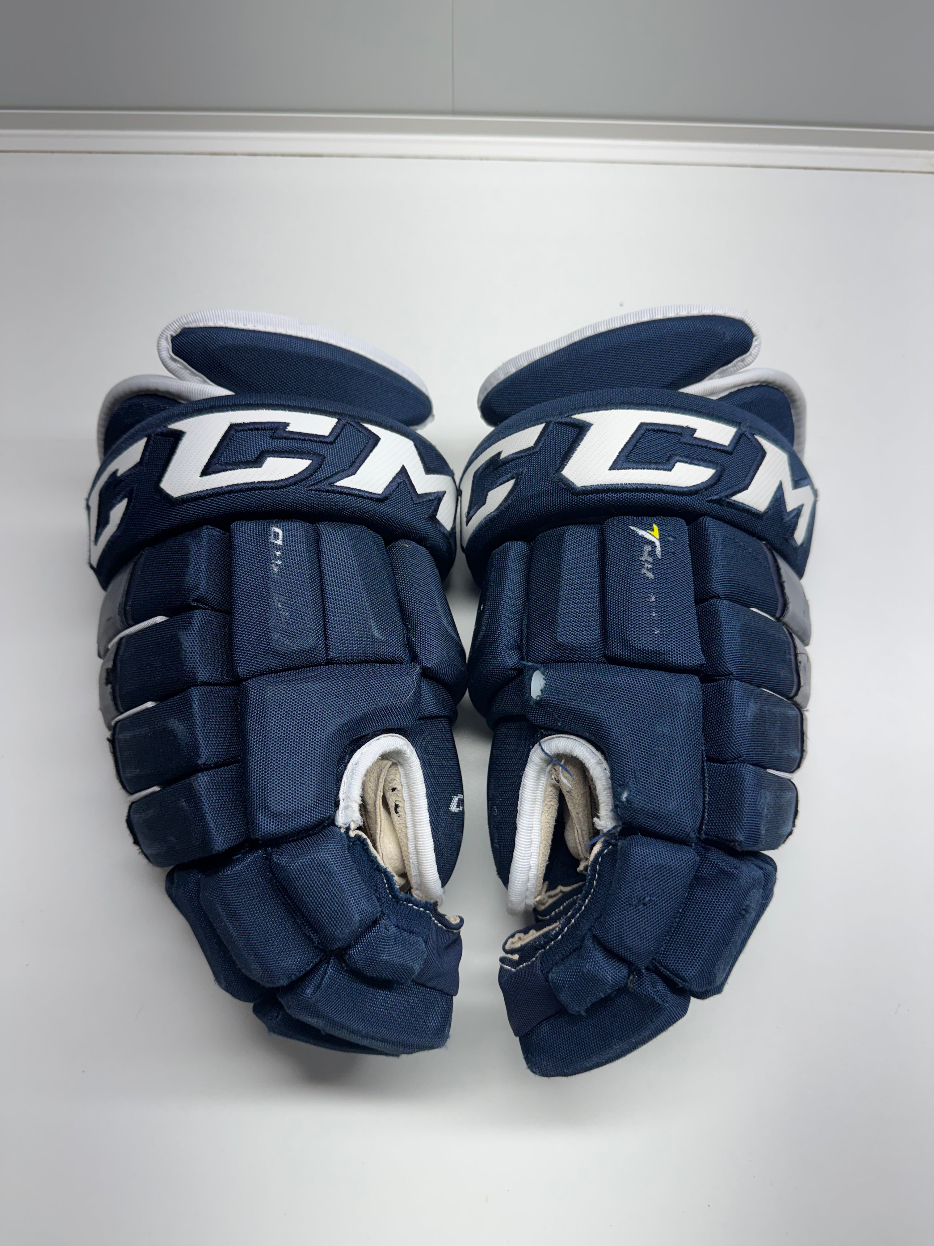 CCM Tacks 4R PRO Gloves SR 14/36 CM