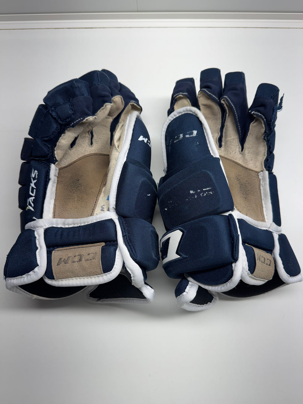 CCM Tacks 4R PRO Gloves SR 14/36 CM