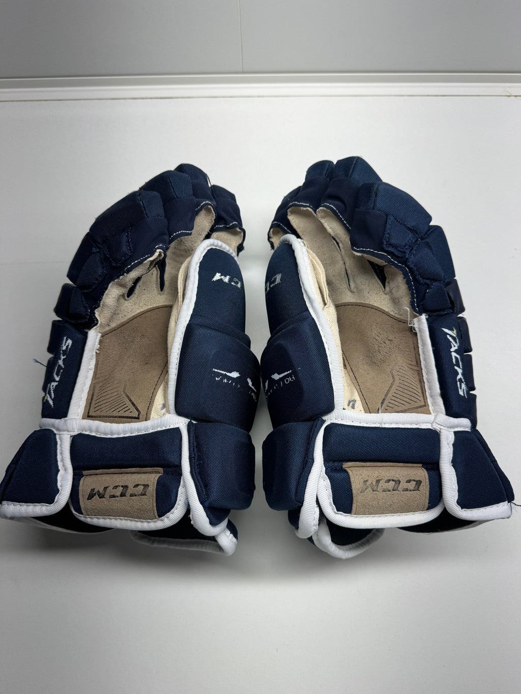 CCM Tacks 4R PRO Gloves SR 15/38 CM