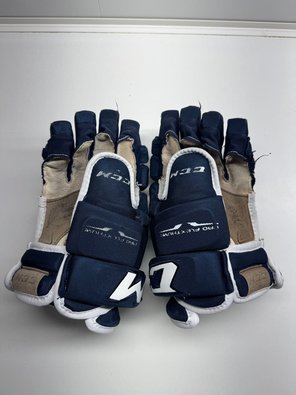 CCM Tacks 4R PRO Gloves SR 13/33 CM