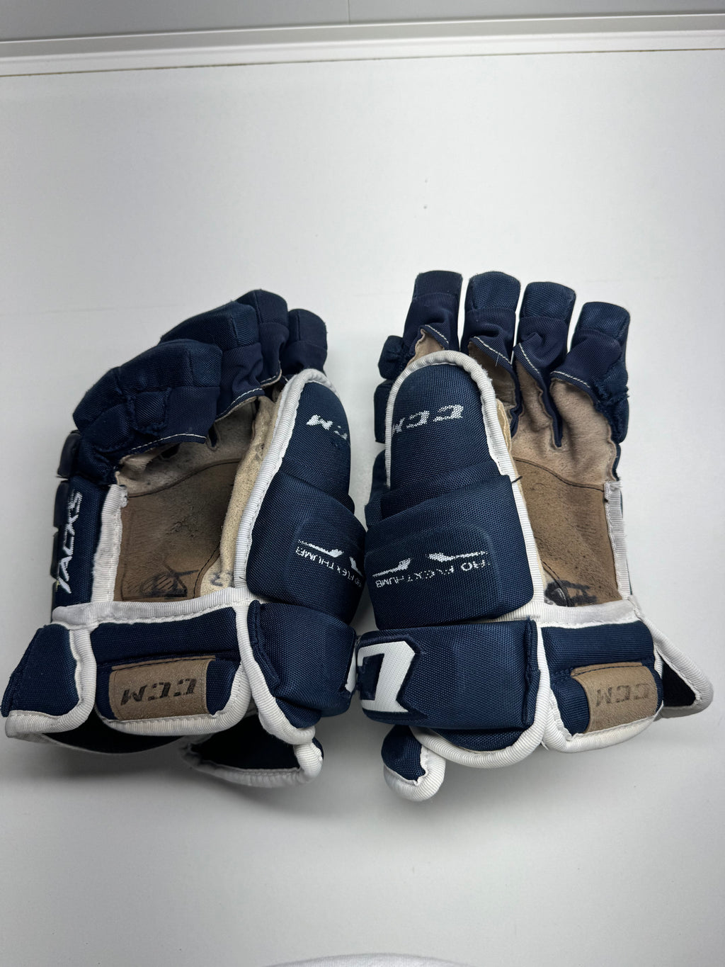 CCM Tacks 4R PRO Gloves SR 13/33 CM