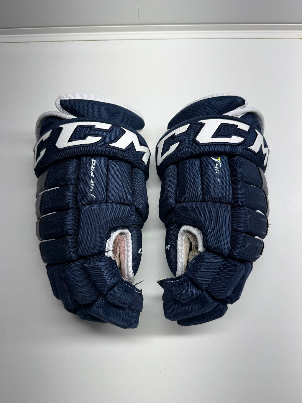 CCM Tacks 4R PRO Gloves SR 14/36 CM