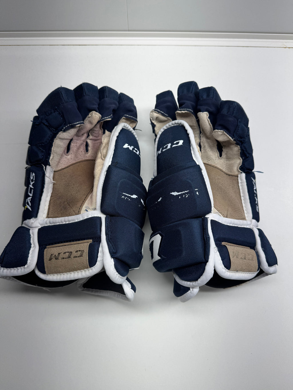 CCM Tacks 4R PRO Gloves SR 14/36 CM