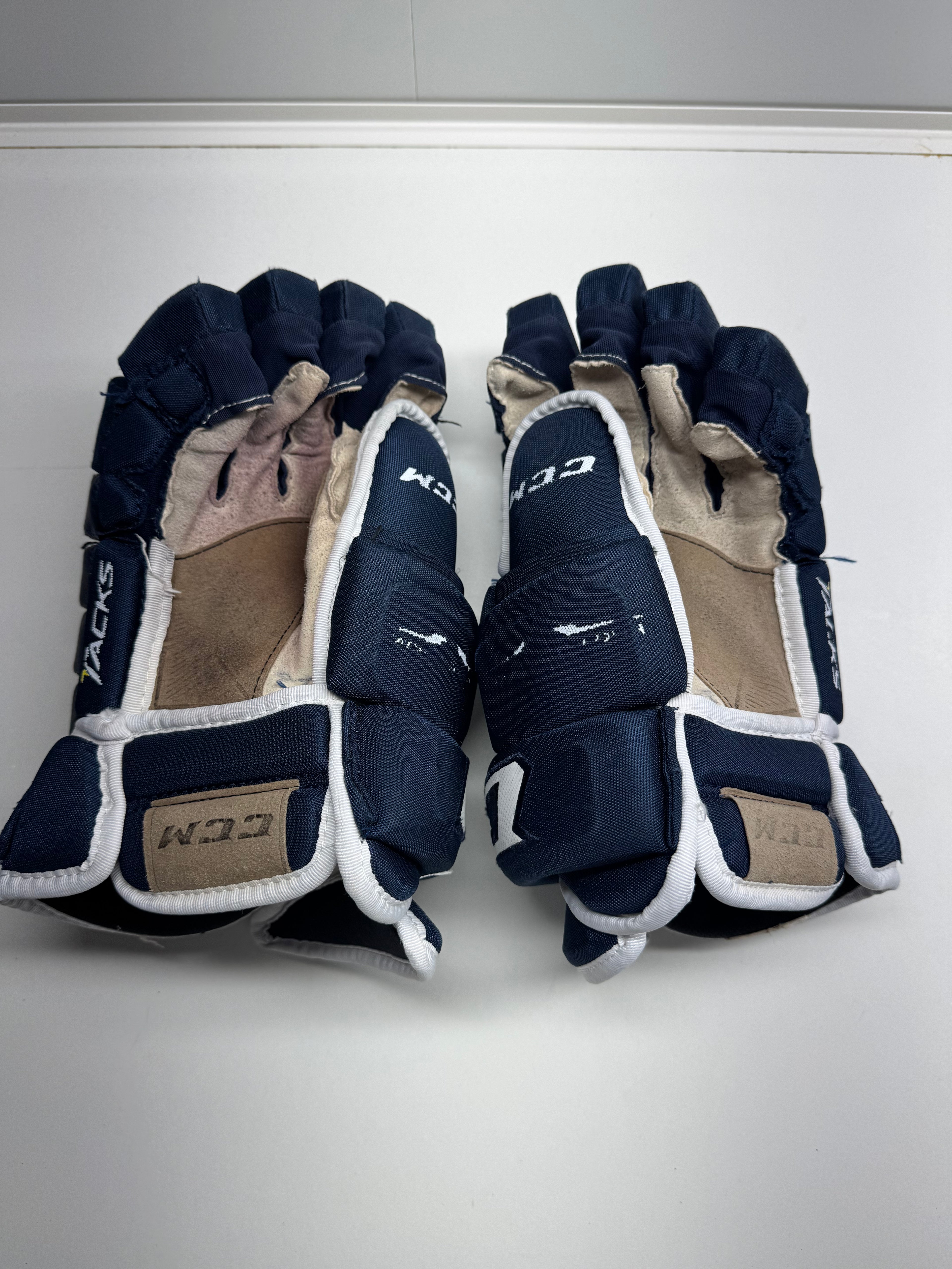 CCM Tacks 4R PRO Gloves SR 14/36 CM