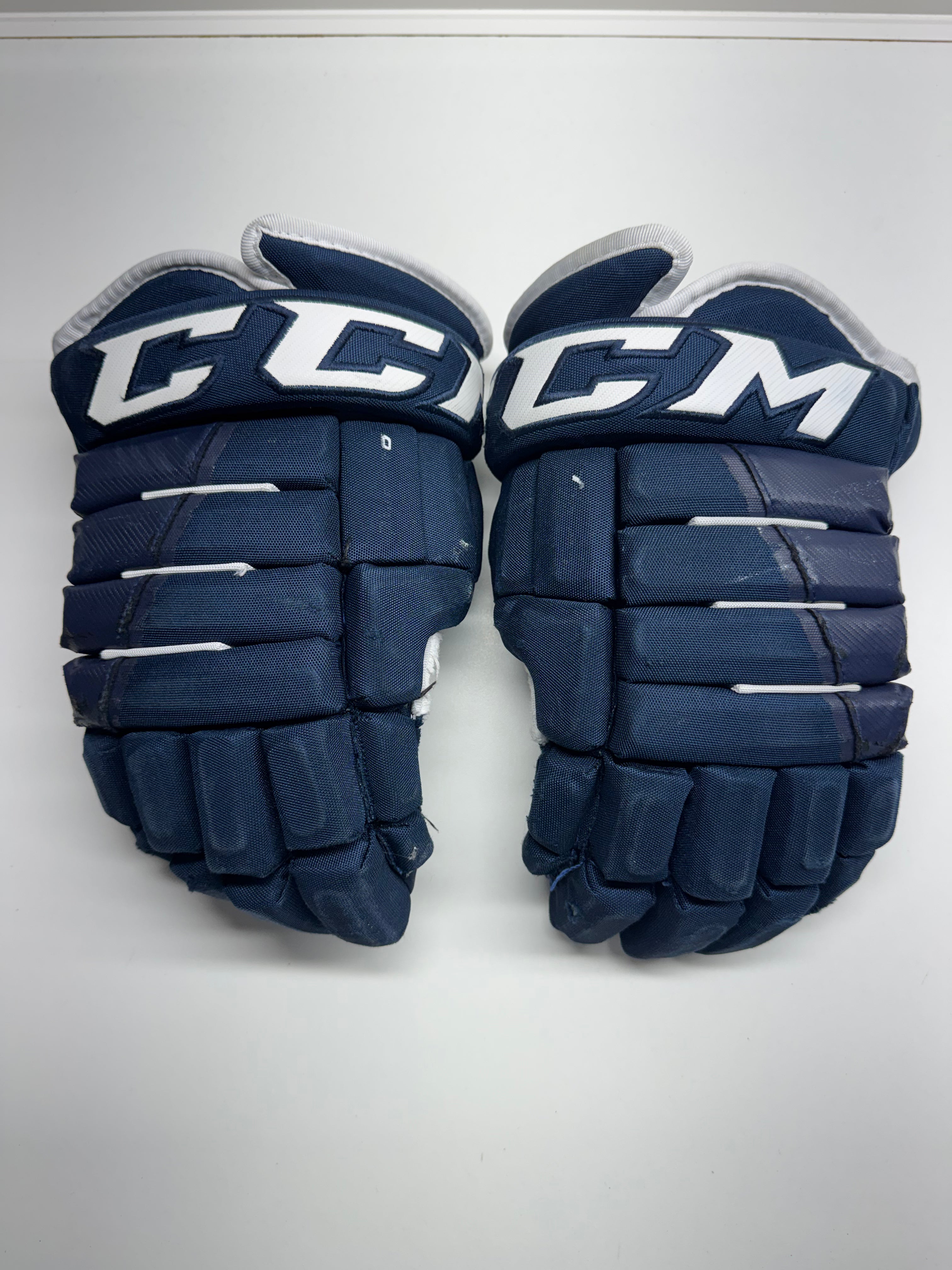 CCM Tacks 4R PRO Gloves SR 13/33 CM