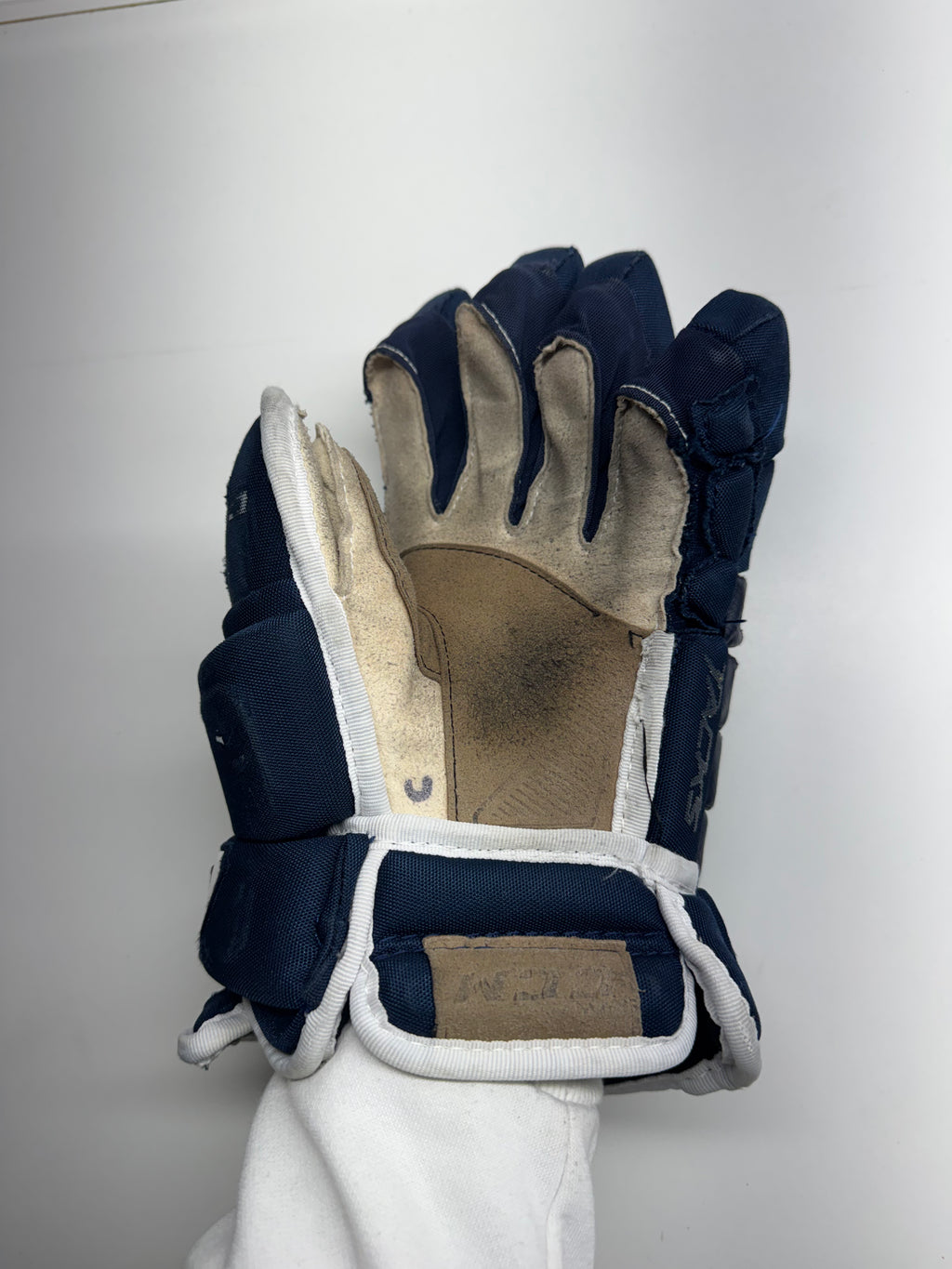 CCM Tacks 4R PRO Gloves SR 13/33 CM