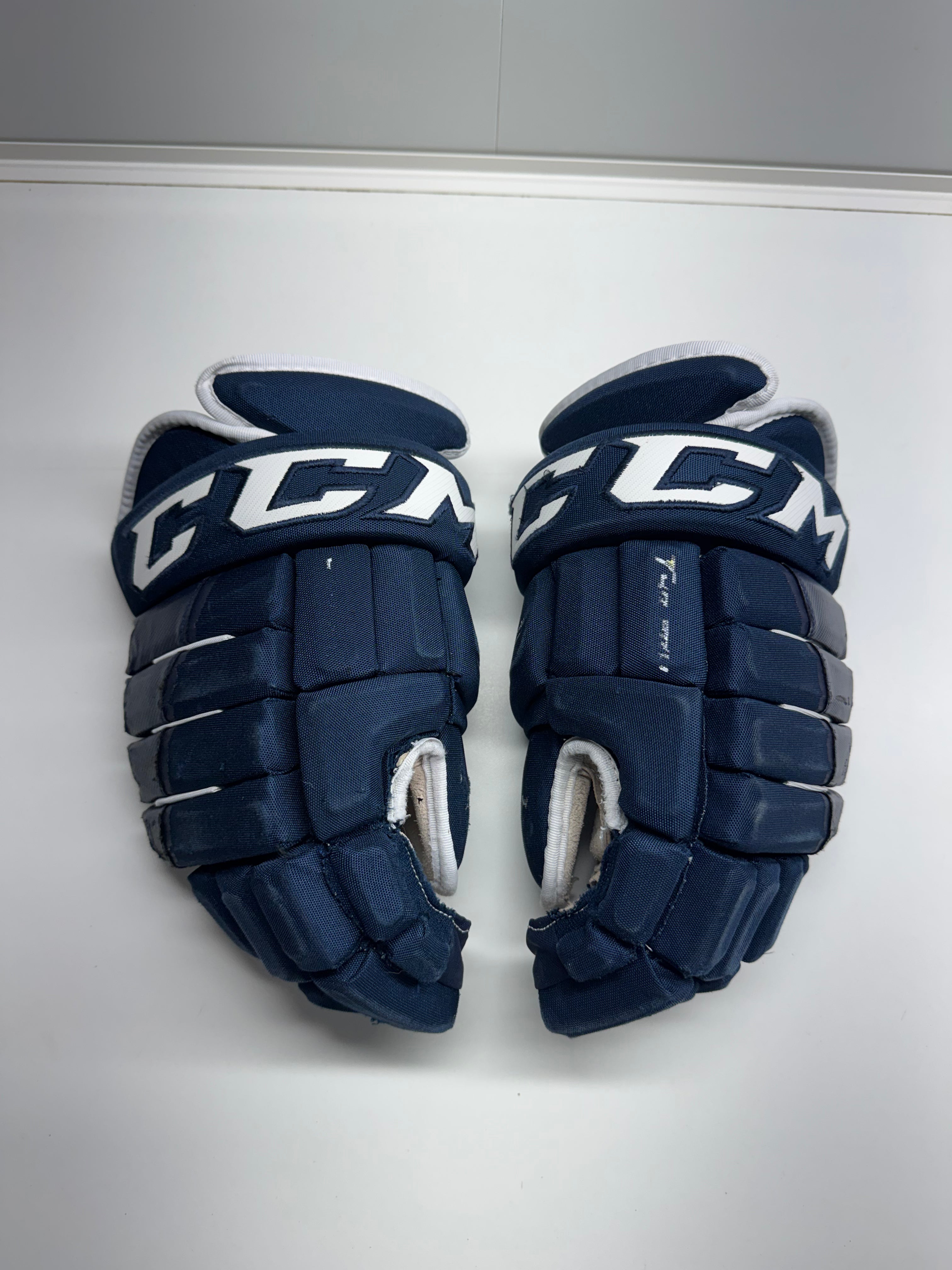 CCM Tacks 4R PRO Gloves SR 14/36 CM