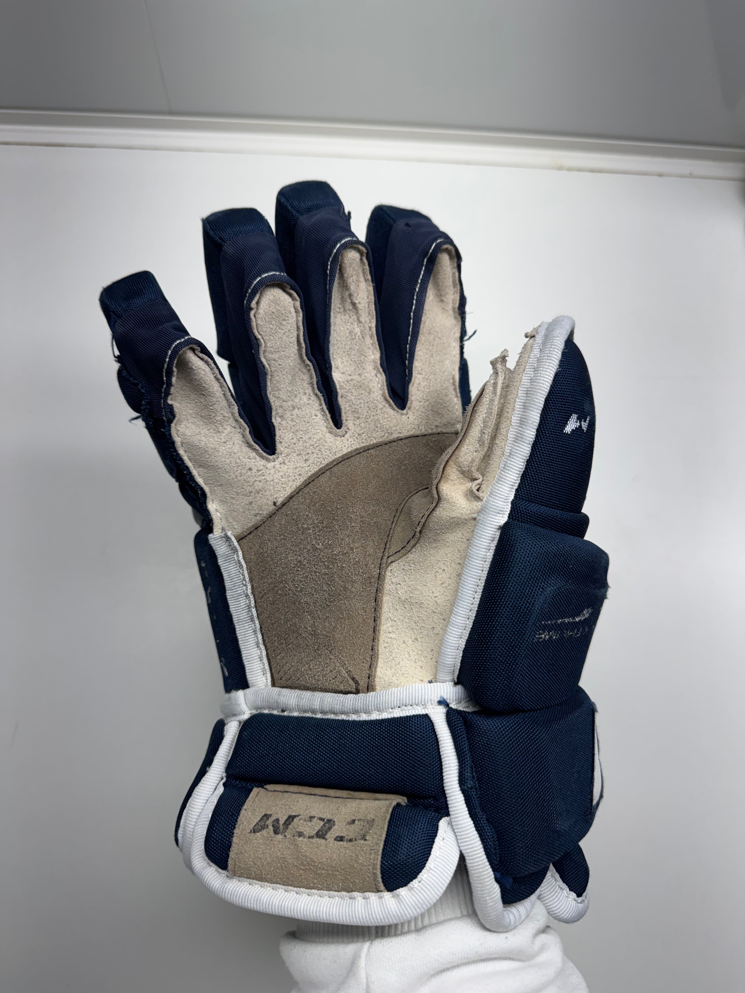 CCM Tacks 4R PRO Gloves SR 14/36 CM