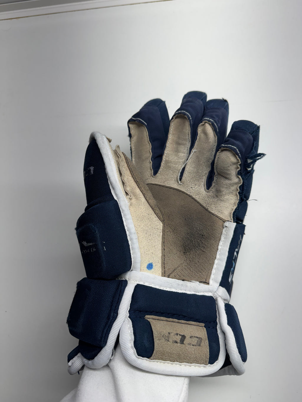 CCM Tacks 4R PRO Gloves SR 14/36 CM