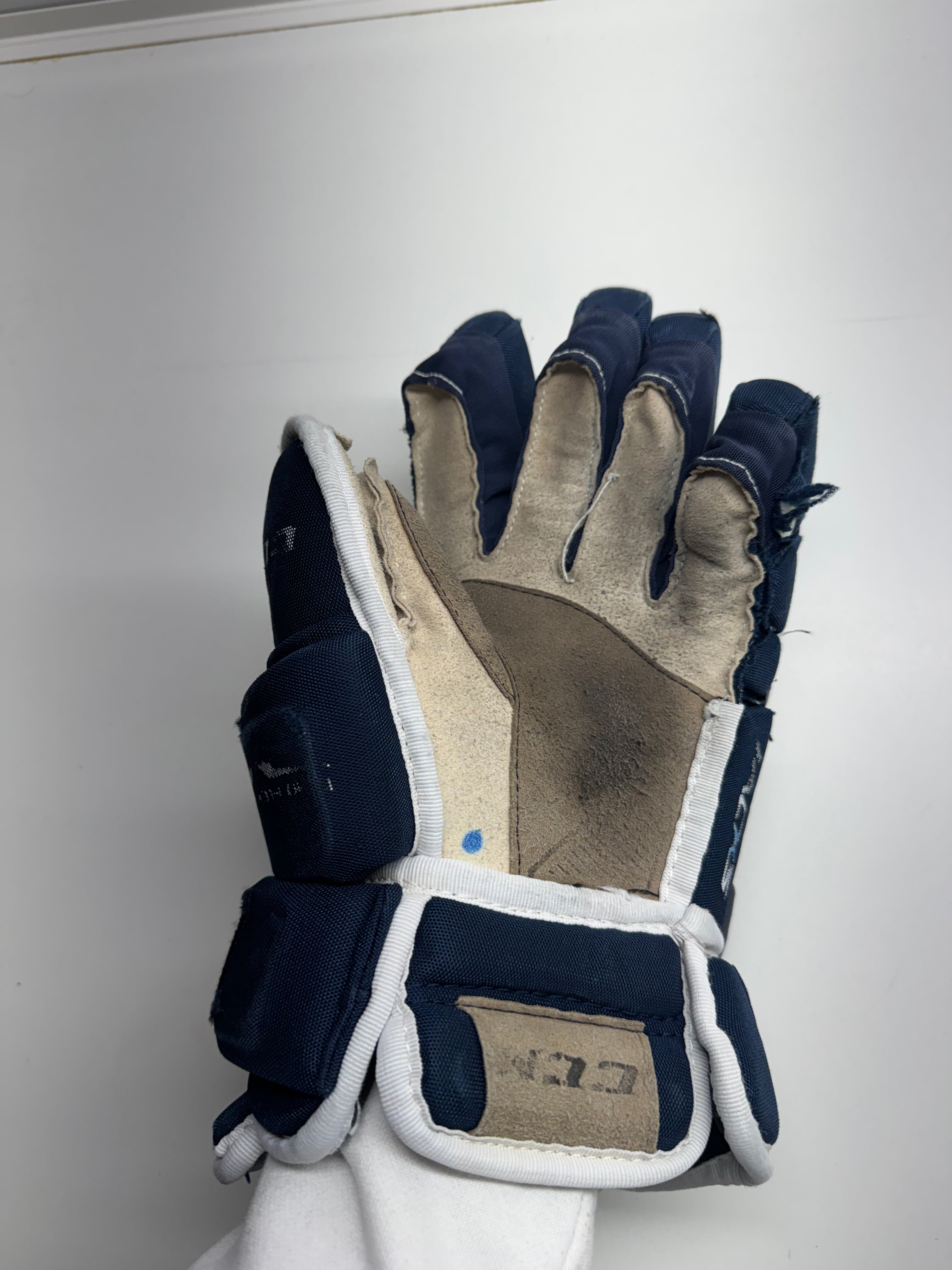 CCM Tacks 4R PRO Gloves SR 14/36 CM