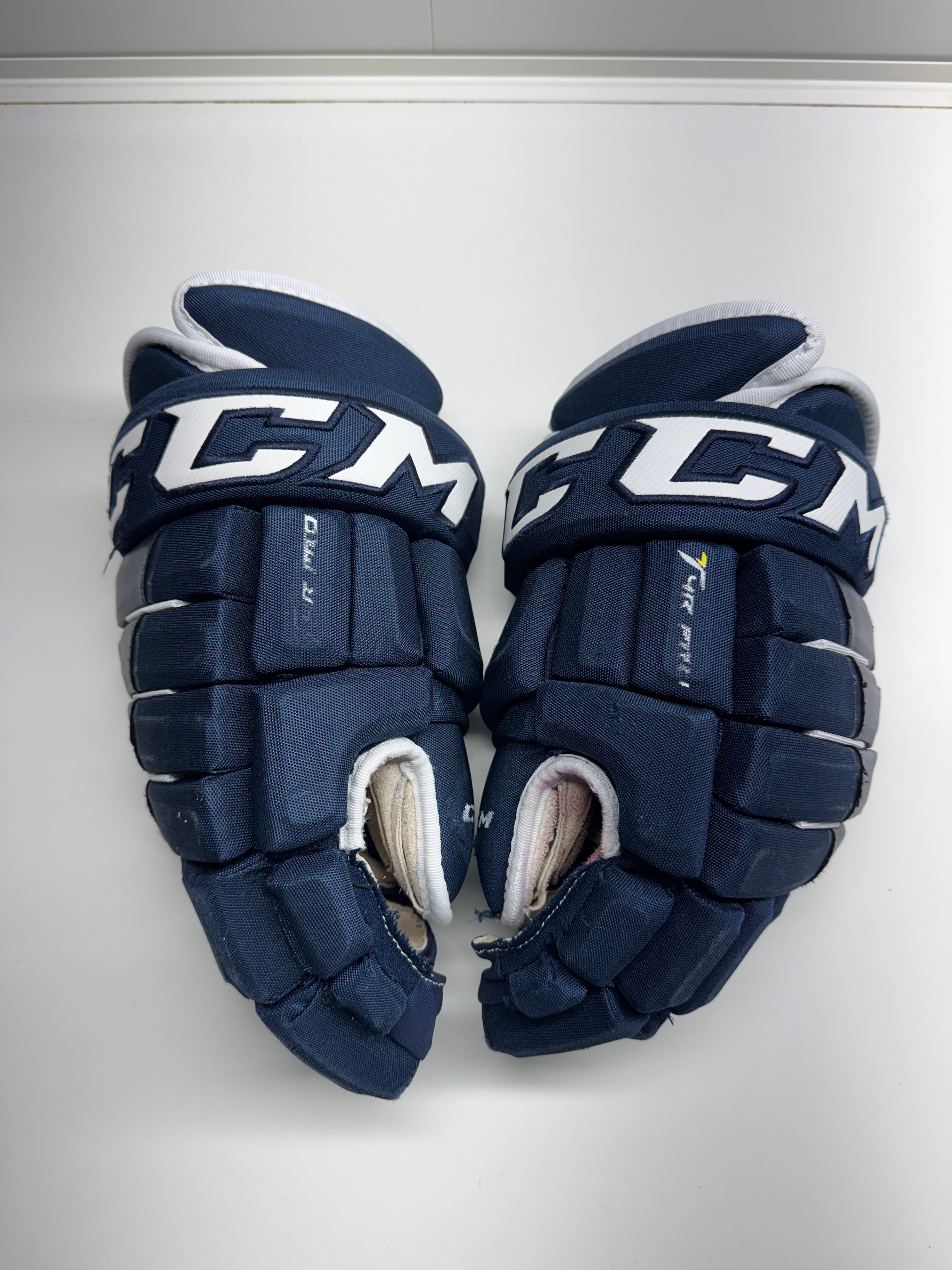 CCM Tacks 4R PRO Gloves SR 14/36 CM