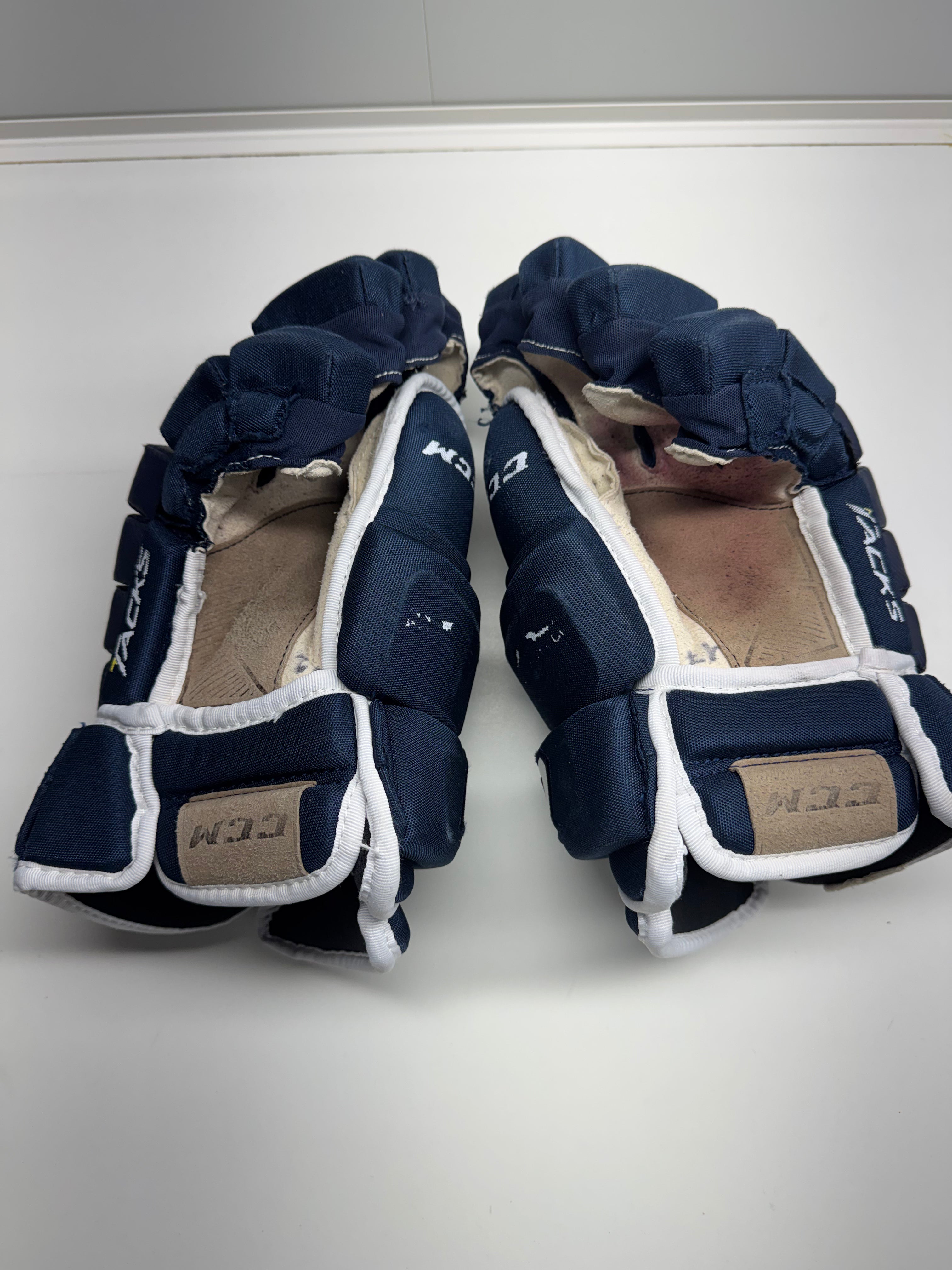 CCM Tacks 4R PRO Gloves SR 14/36 CM