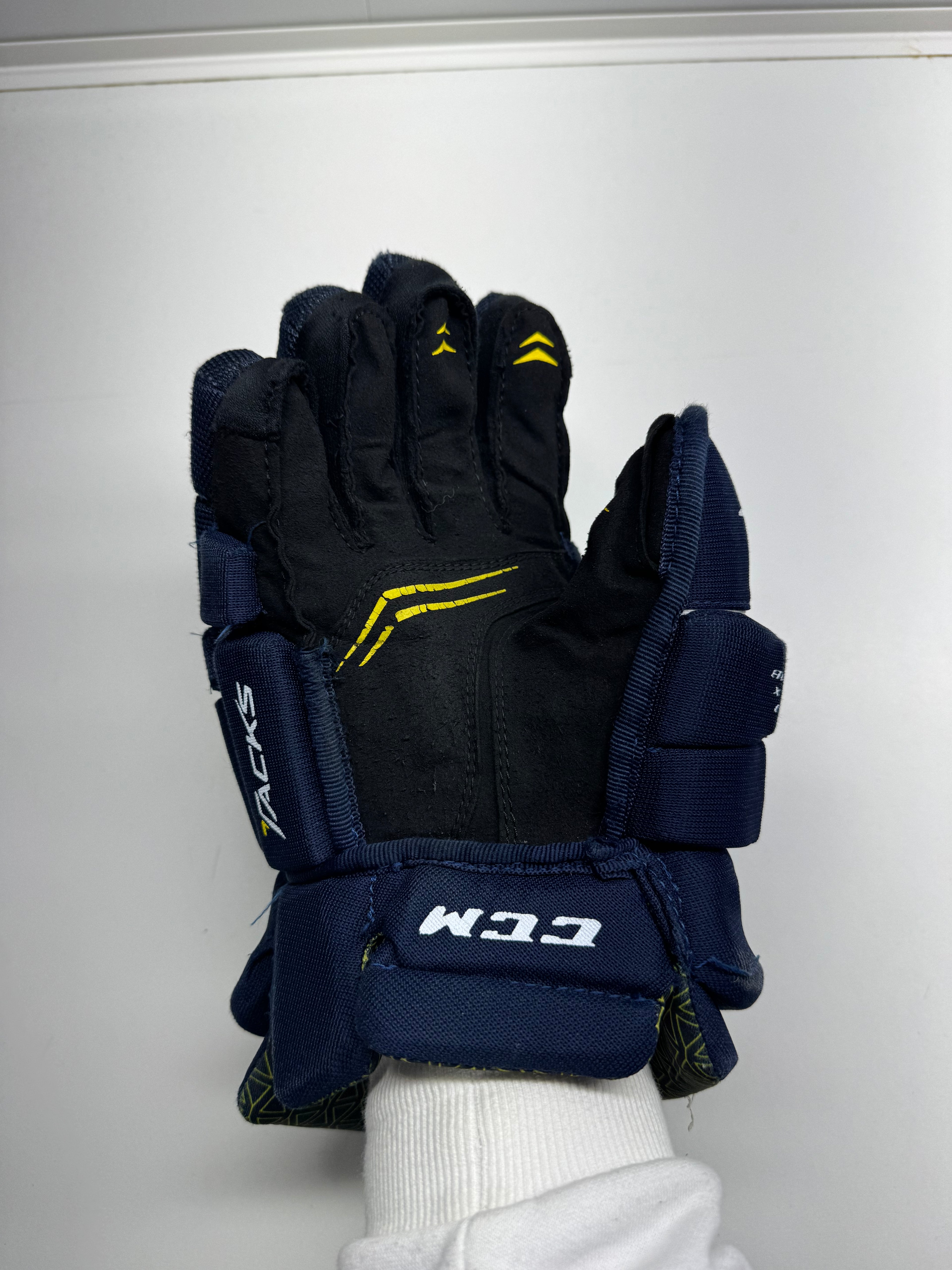 CCM Tacks 4052 Gloves SR 13/33 CM