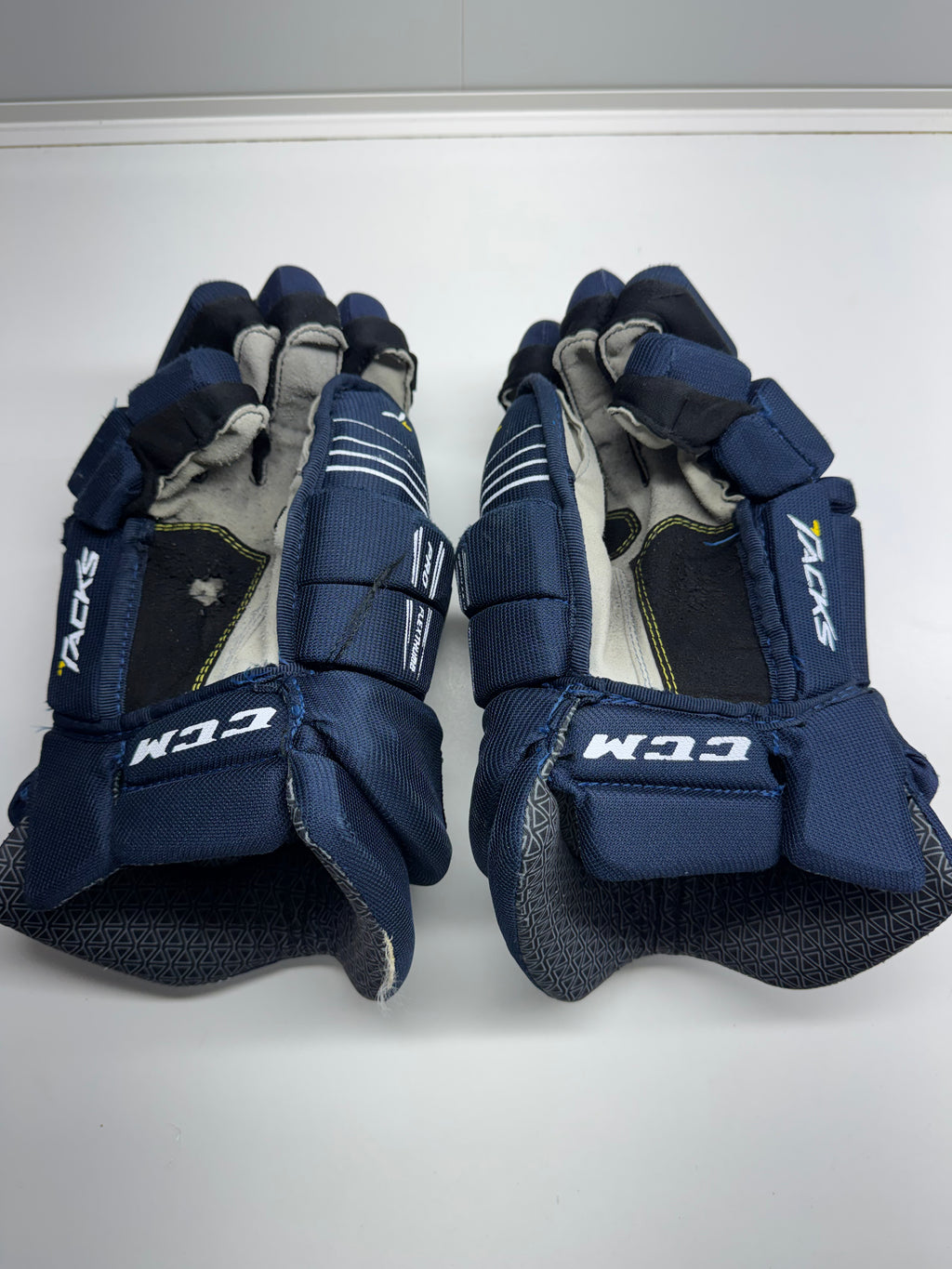 CCM Tacks 5092 Gloves SR 13/33 CM