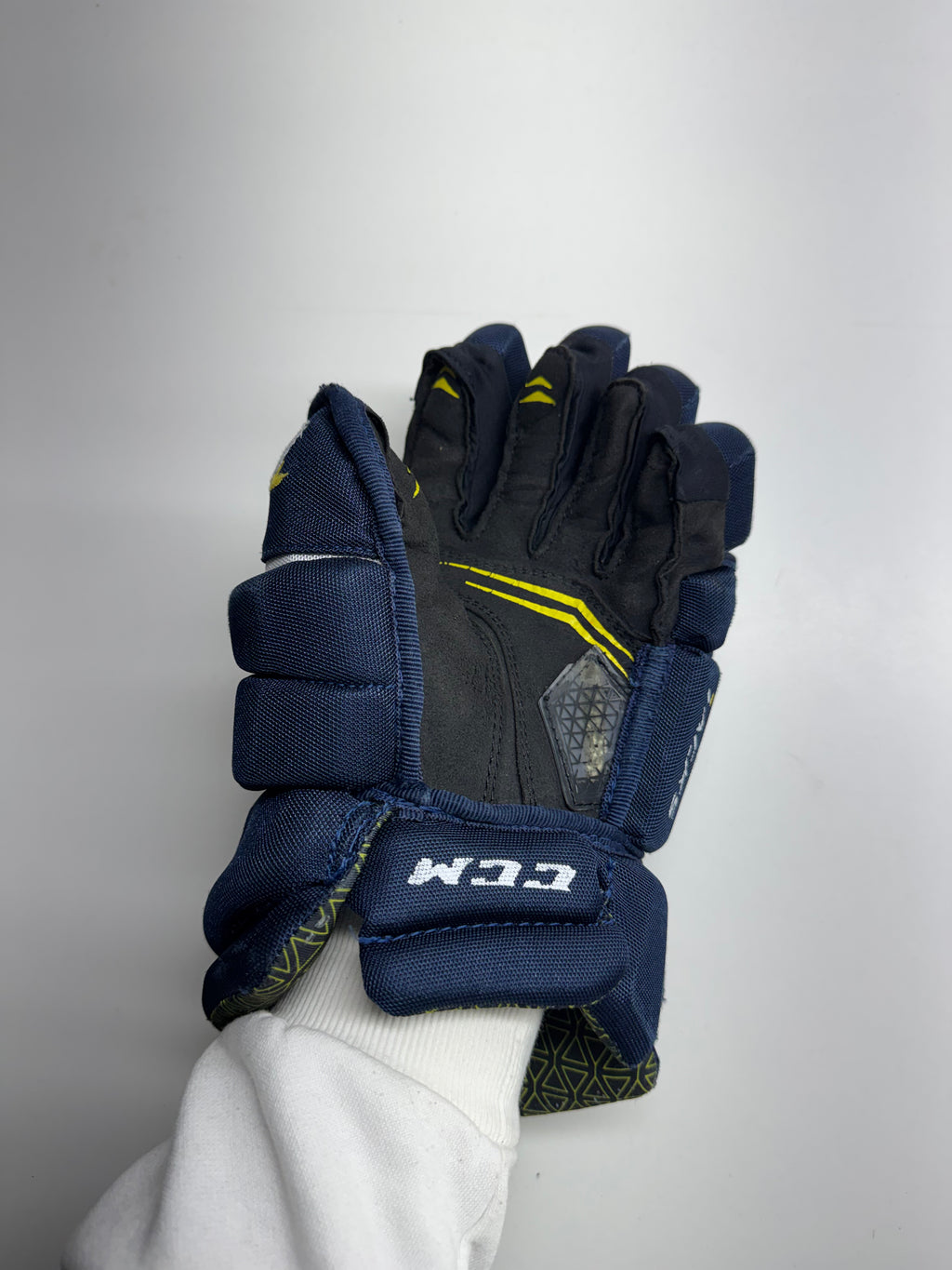 CCM Tacks 6052 Gloves JR 12/30 CM