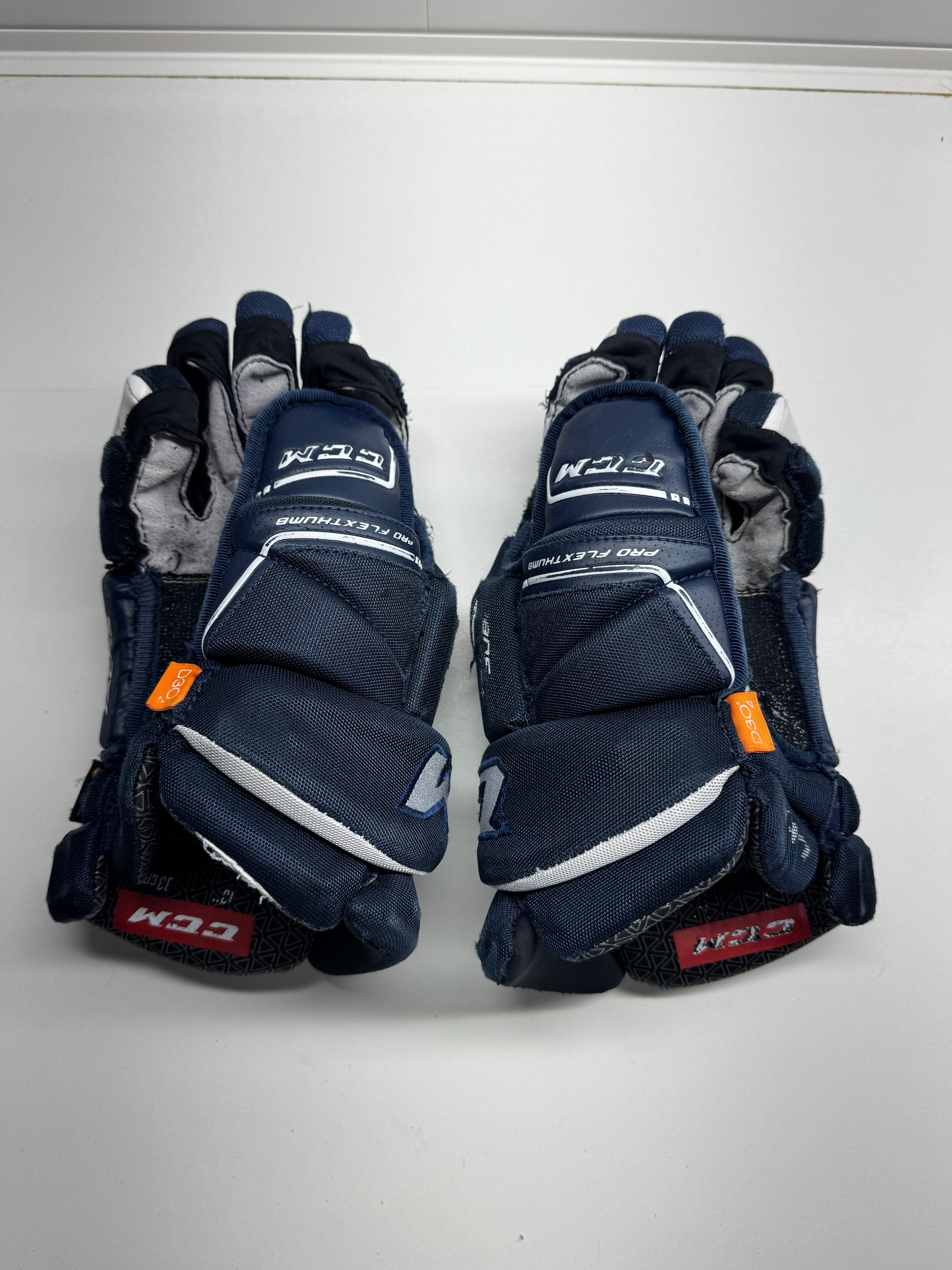 CCM Tacks 9080 Gloves SR 13/33 CM