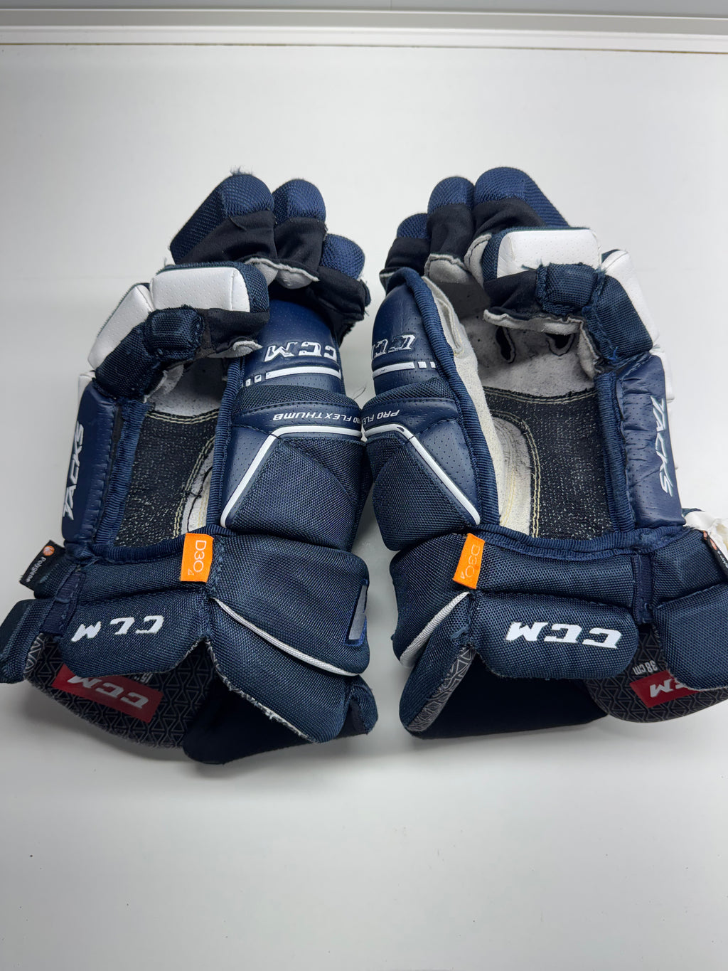 CCM Tacks 9080 Gloves SR 15/38 CM