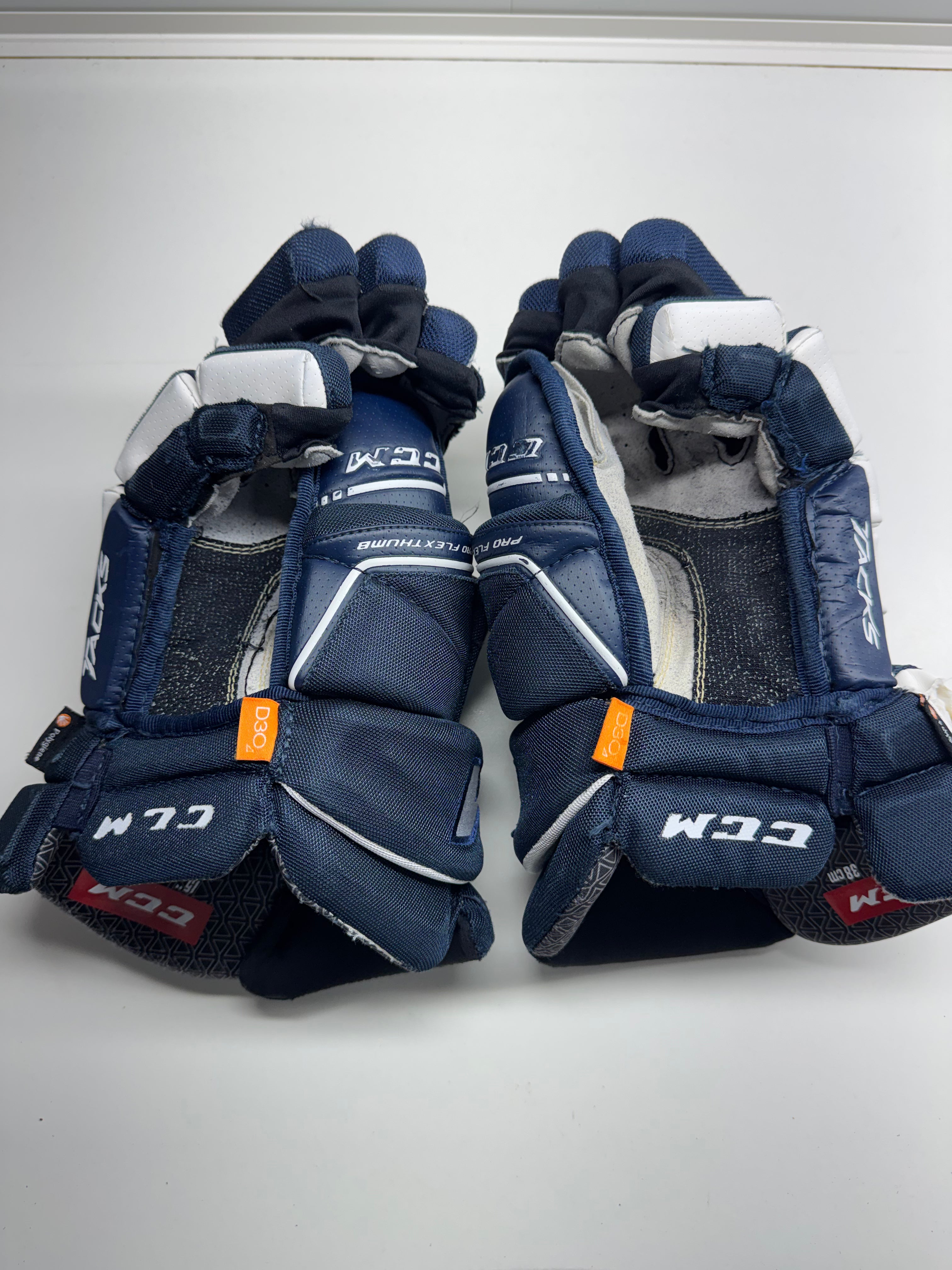 CCM Tacks 9080 Gloves SR 15/38 CM
