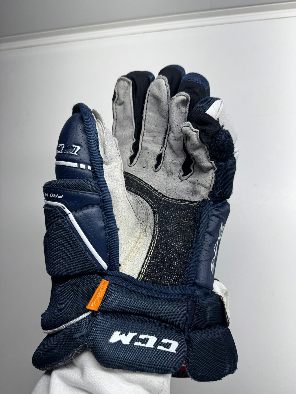 CCM Tacks 9080 Gloves SR 15/38 CM
