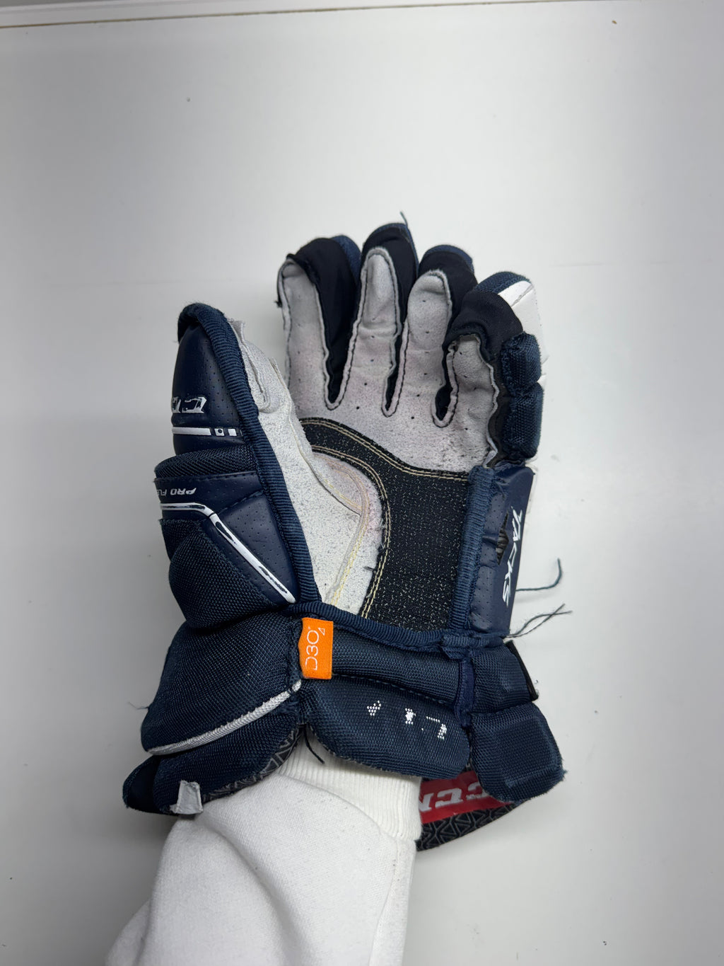 CCM Tacks 9080 Gloves SR 13/33 CM