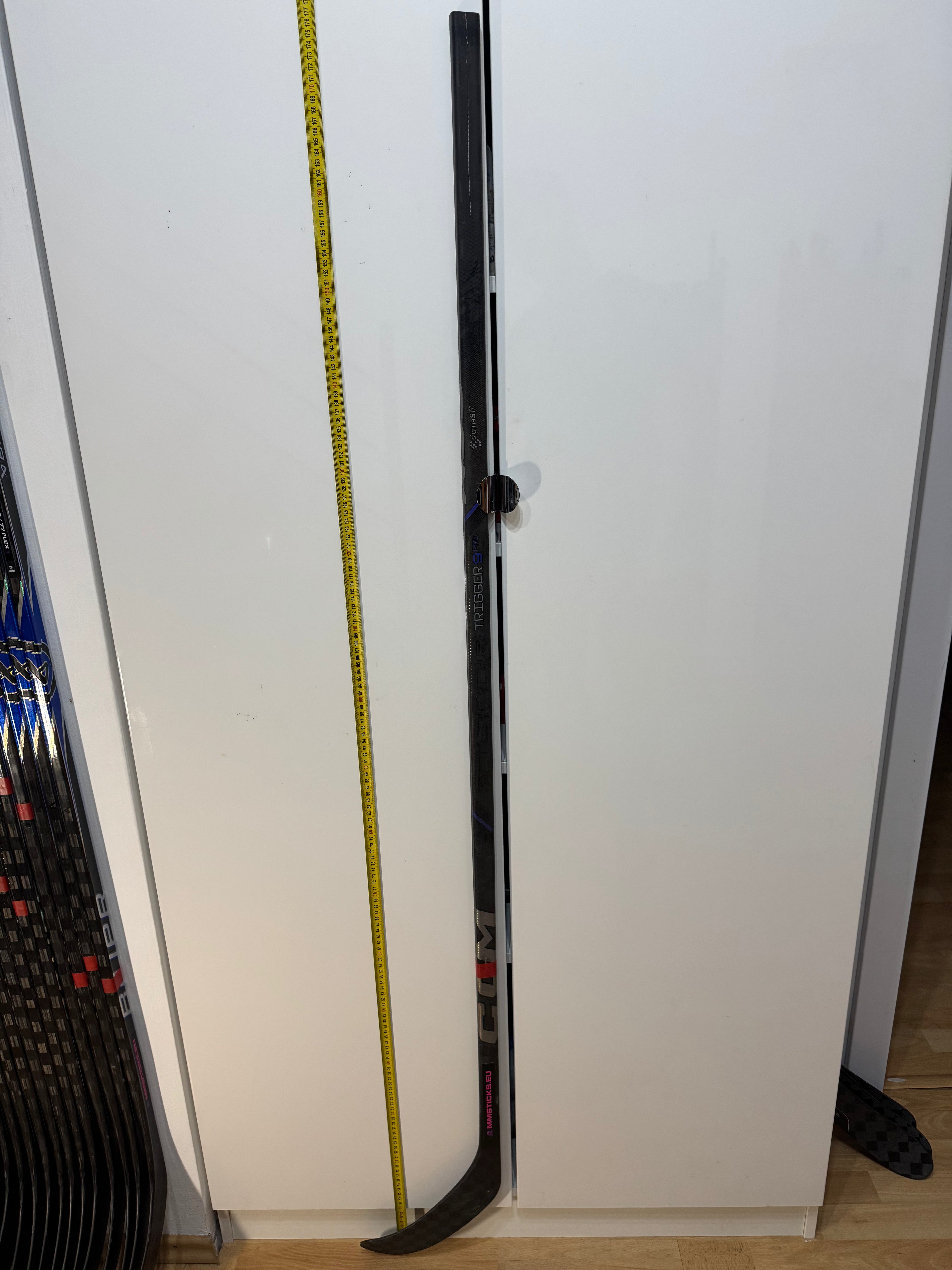 CCM RIBCOR TRIGGER 9 PRO - LAVA P28/85 FLEX 176 CM